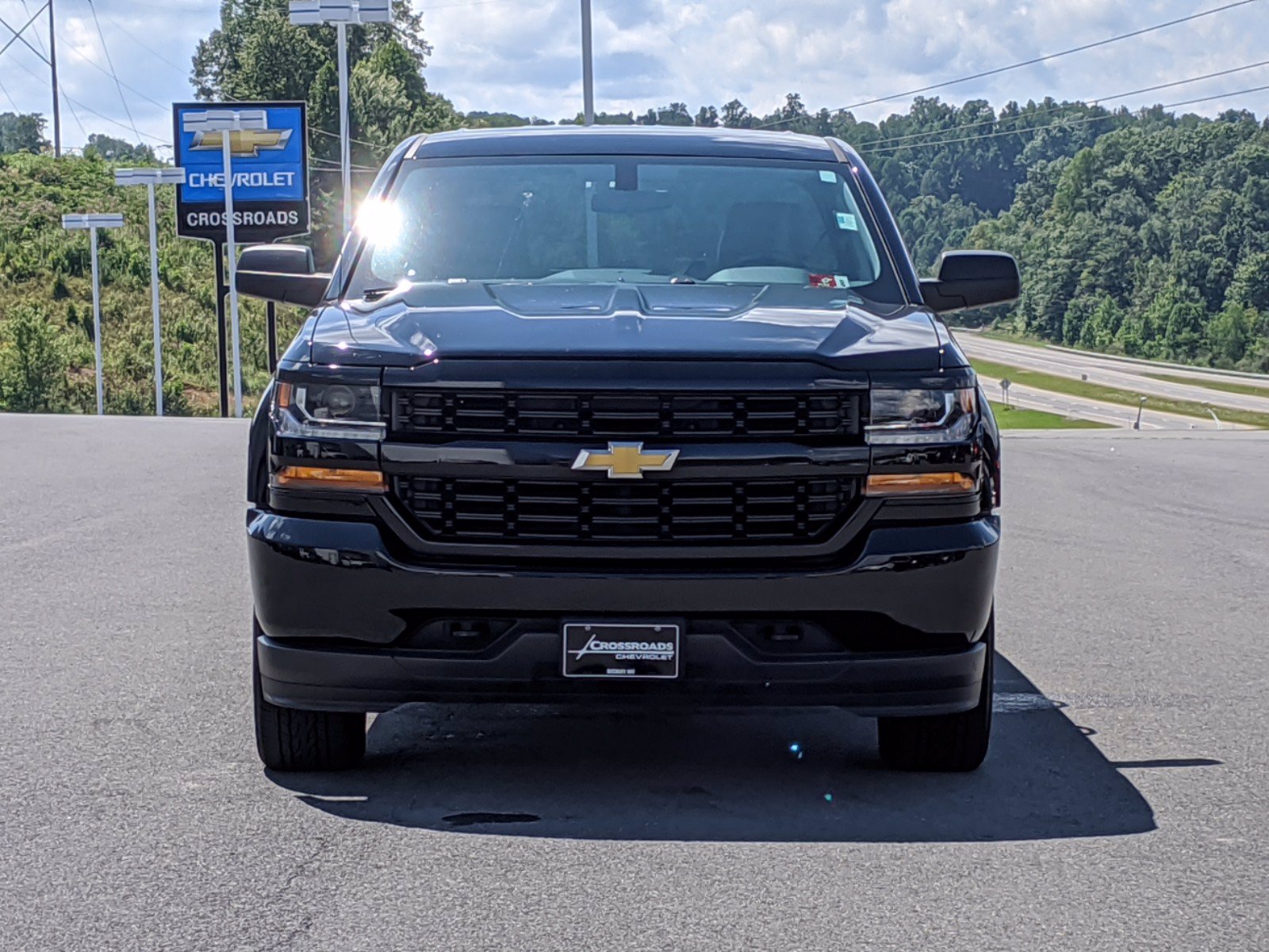 Pre-Owned 2017 Chevrolet Silverado 1500 Custom 4WD