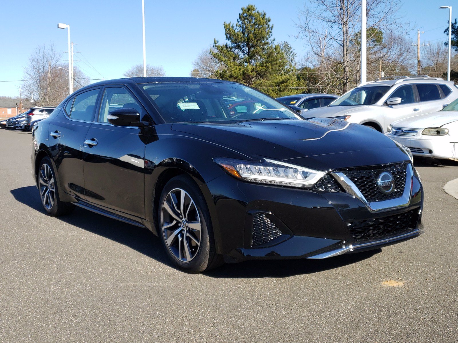 new-2020-nissan-maxima-sv-with-navigation