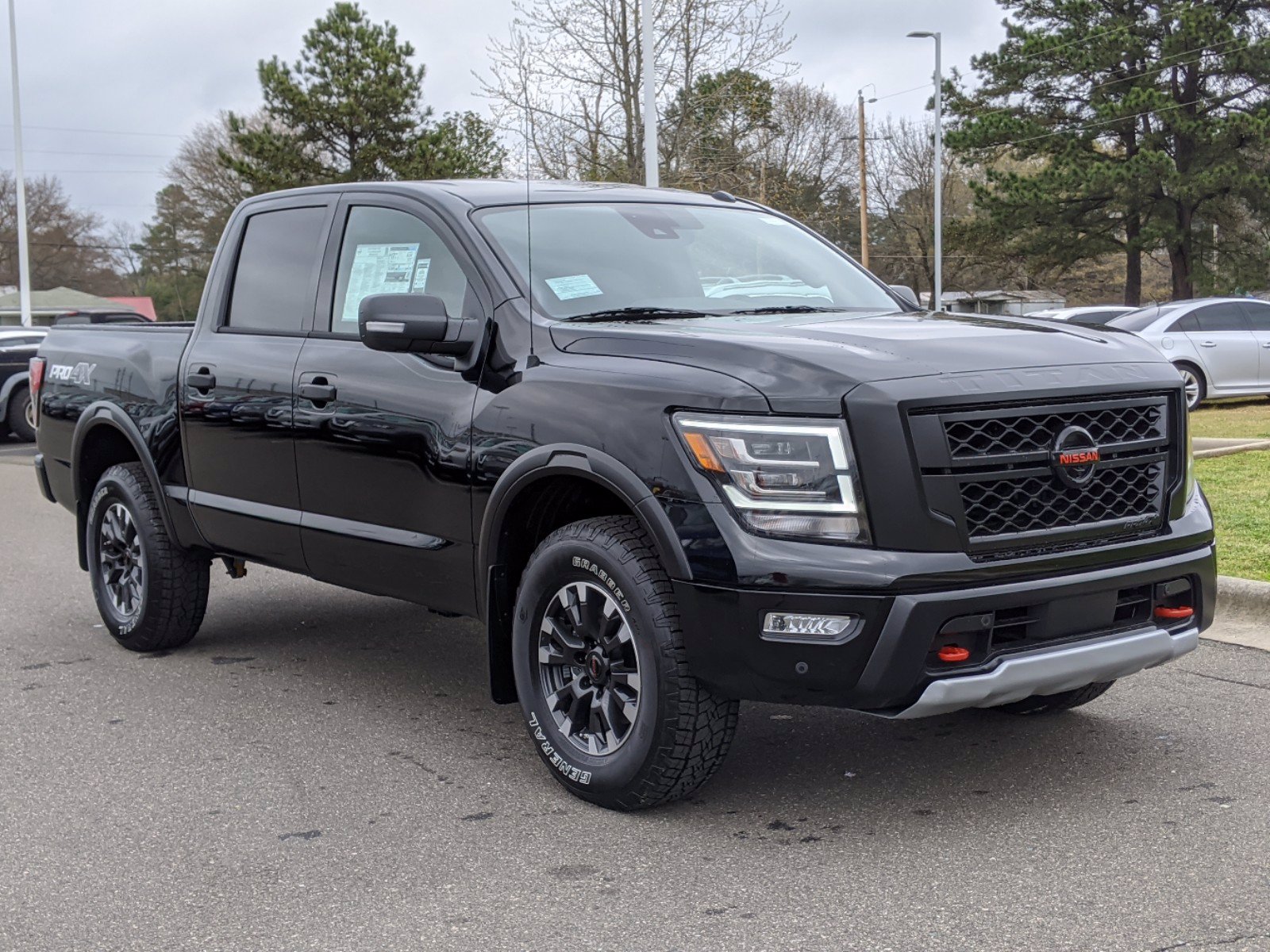 New 2020 Nissan Titan PRO-4X With Navigation & 4WD